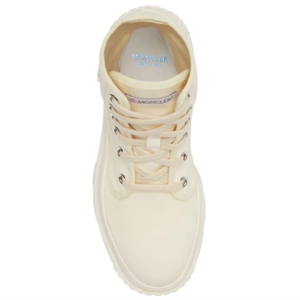 NIB $695 Moncler Pyla Water Repellent Bootie (Women) in White! - Picture 5 of 6